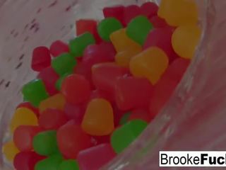 Brooke brand en marie luv candyland